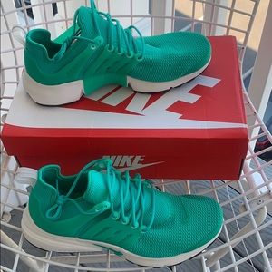Nike air presto sneakers